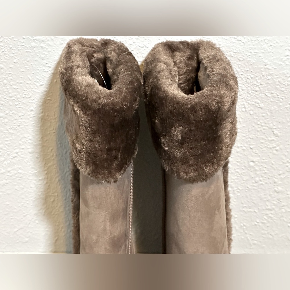 Arizona Women’s Brown Truffle Memory Foam Boots Size 8 NWOT Stylish Comfortable - Picture 4 of 14